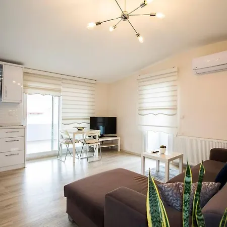 Limon Agacli Ev - Urla