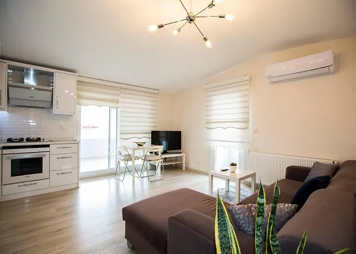 Limon Agacli Ev - Urla