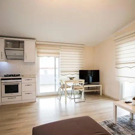 Limon Agacli Ev - * Urla