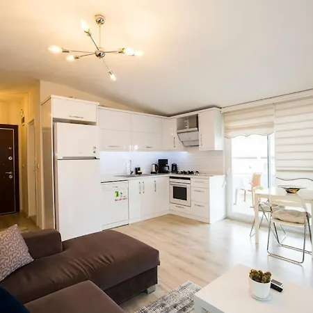 Limon Ağaçlı Ev - Appartement