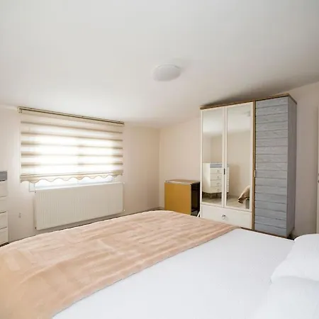 Limon Ağaçlı Ev - Appartement